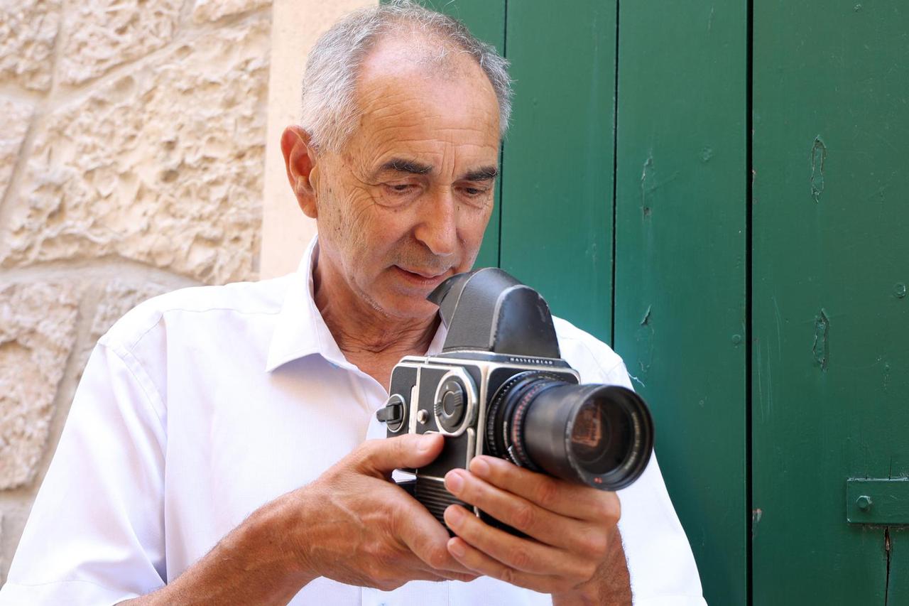 Vodice: Šime Strikoman, filmski i televizijski snimatelj, autor Milenijske fotografije