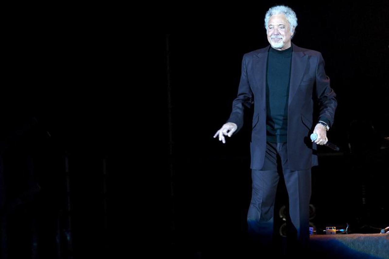 tom jones (1)