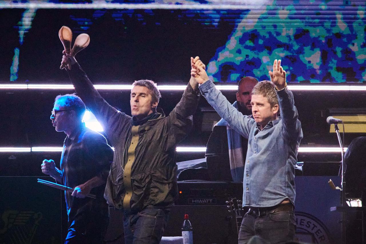 Oasis In Concert - Toronto