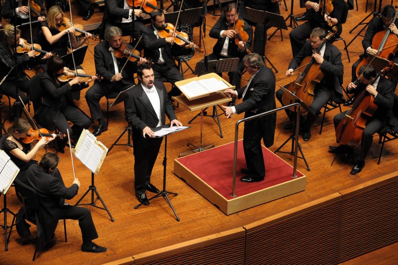 filharmonija08_nnn_kul_2410