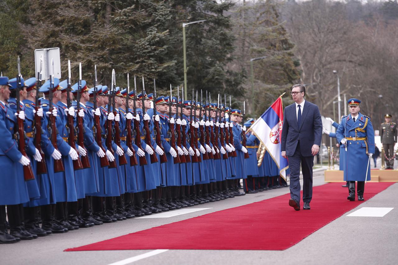 Predstavljeni su rezultati analize stanja, operativnih i funkcionalnih sposobnosti Vojske Srbije u prošloj godini, vojsku je posjetio Vučić