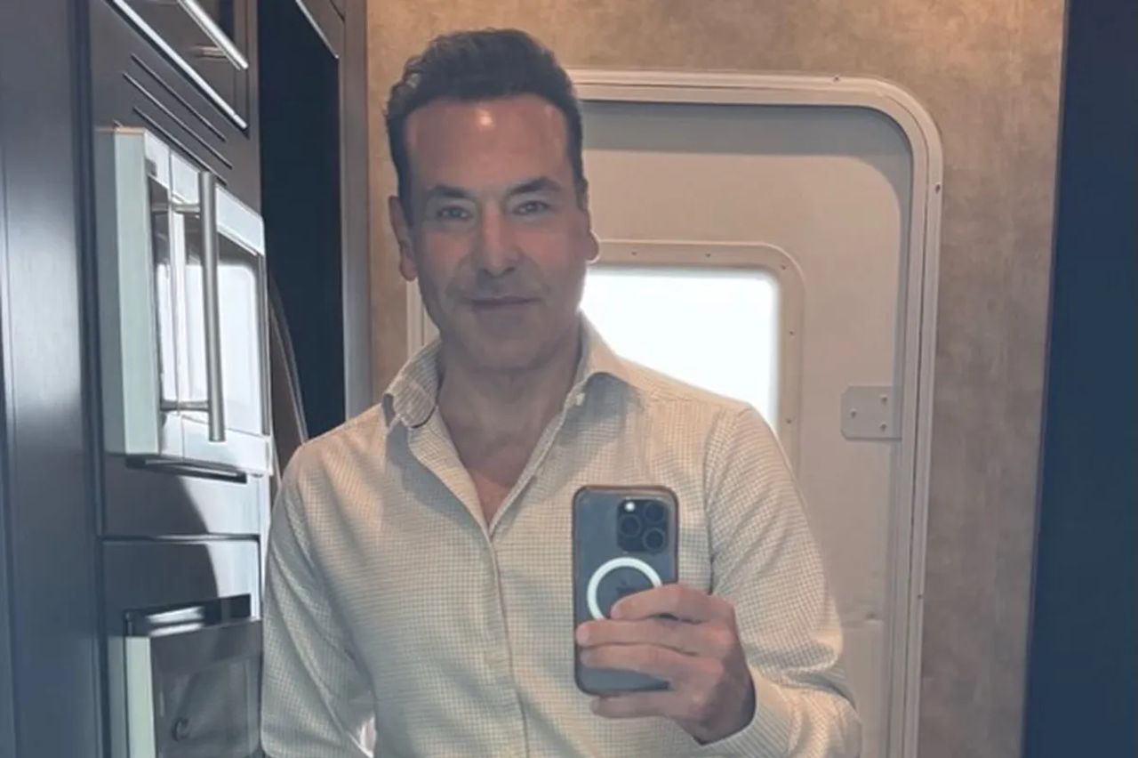 Rick Hoffman
