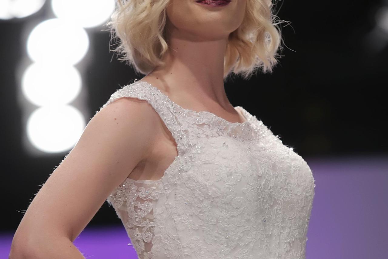 Humanitarna revija za male Palčiće