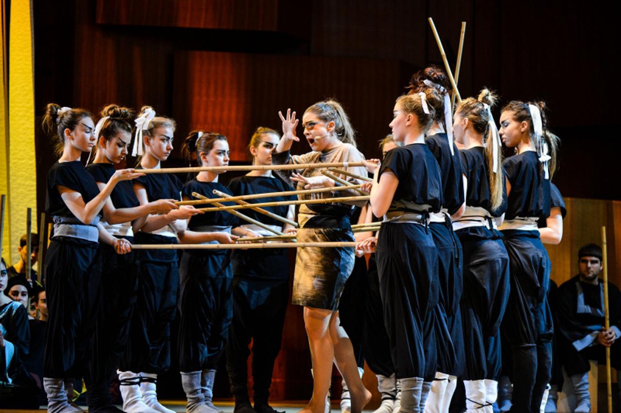 'slavuj03_nnn_kul_140413'