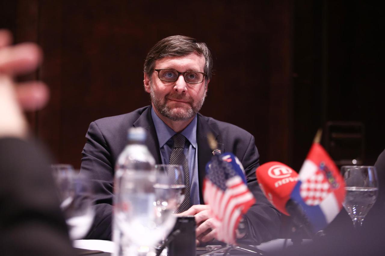 Zagreb: Okrugli stol o regionalnim pitanjima u organizaciji Američkog veleposlanstva