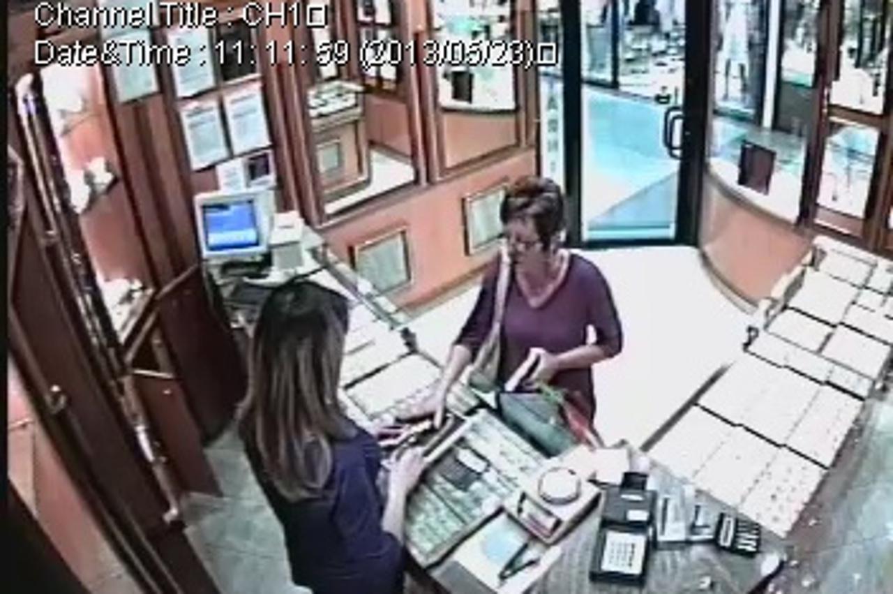 'pljackasica_crn_zlatarna2'