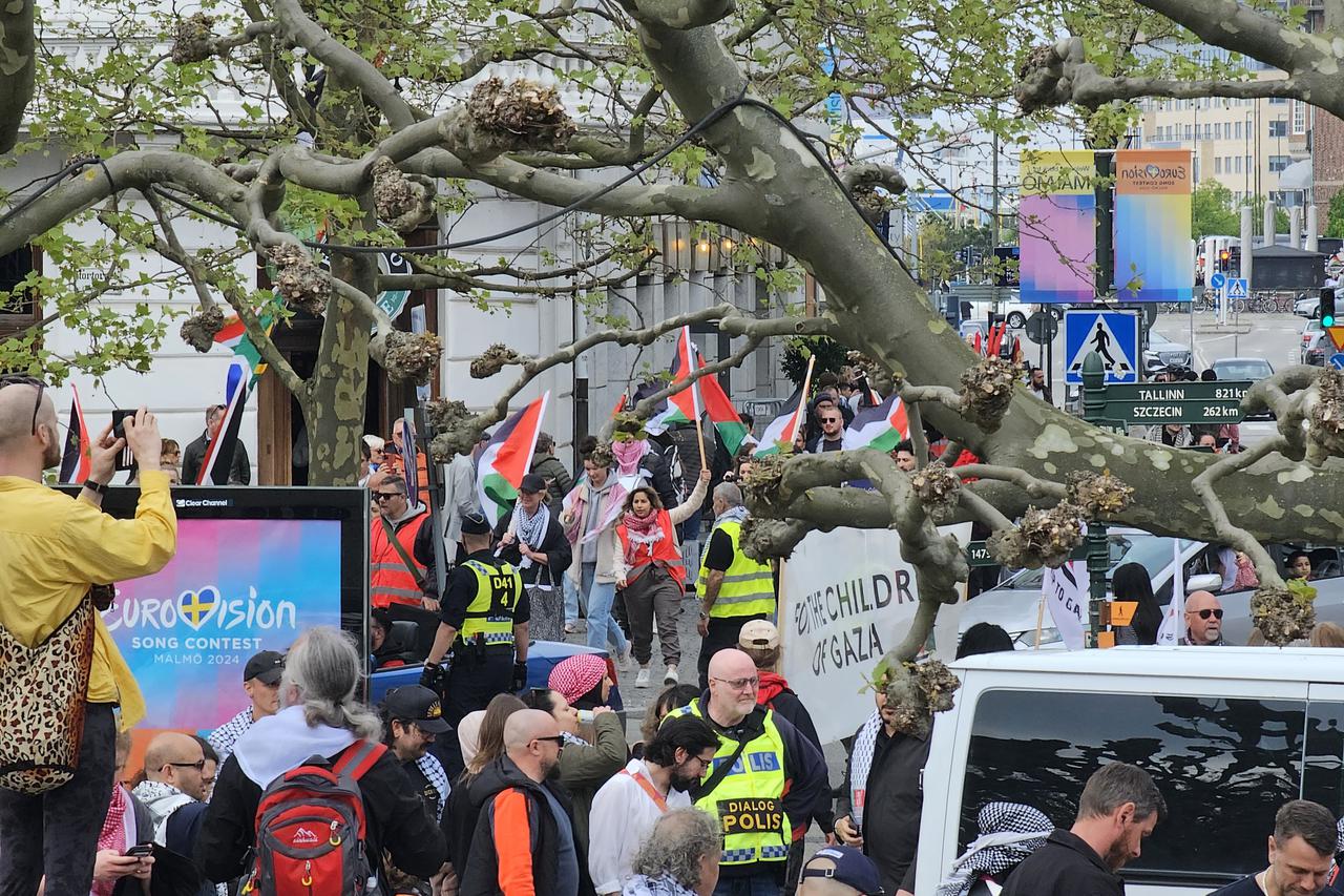 Pro-Palestinian protest in front of the Israeli embassy in Athens