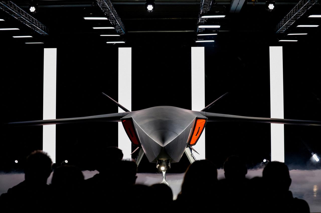 Helsing company presents the new air combat system CA-1 Europa in Tussenhausen