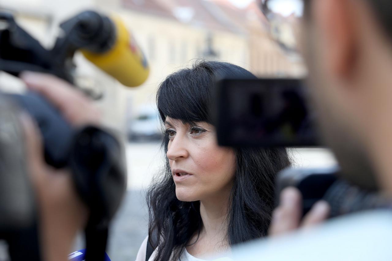 Zagreb: Ministri dolaze na sjednicu prvog radnog dana nove Vlade RH