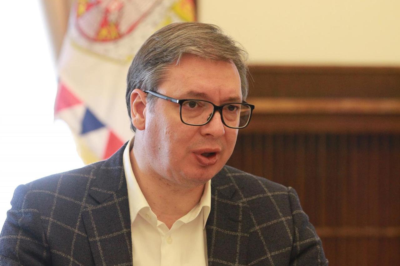 At the General secretariat of the President of Serbia, president Aleksandar Vucic met with the regional director of the World bank, Linda Van Gelder.U Generalnom sekretarijatu predsednika Srbije predsednik Aleksandar Vucic sastao se s regionalnom direkt