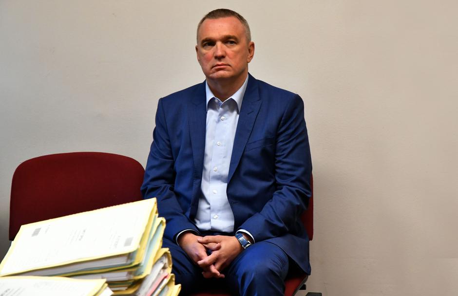 Slavonski Brod: Nastavljeno suđenje Vedranu Neferoviću zbog napada na novinara