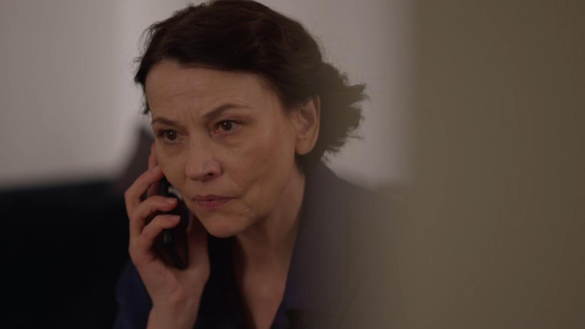 Vesna Tominac Matačić, rođena 25. listopada 1968. u Vinkovcima, započela je svoju uspješnu glumačku karijeru nakon diplome na Akademiji dramske umjetnosti u Zagrebu.