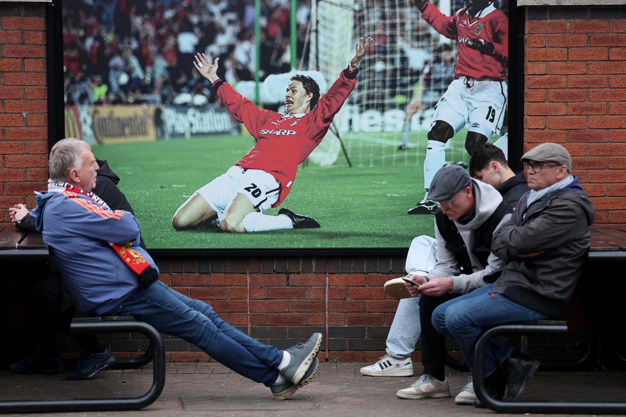 Europa League - Quarter Final - Second Leg - Manchester United v Olympique Lyonnais