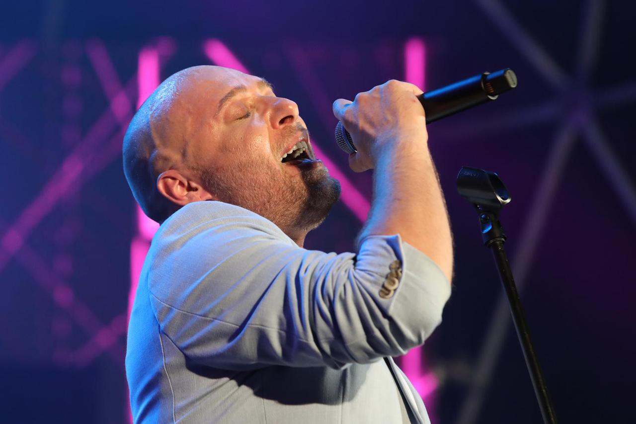 Vodice: Brojni izvođači nastupili na prvoj večeri CMC festivala