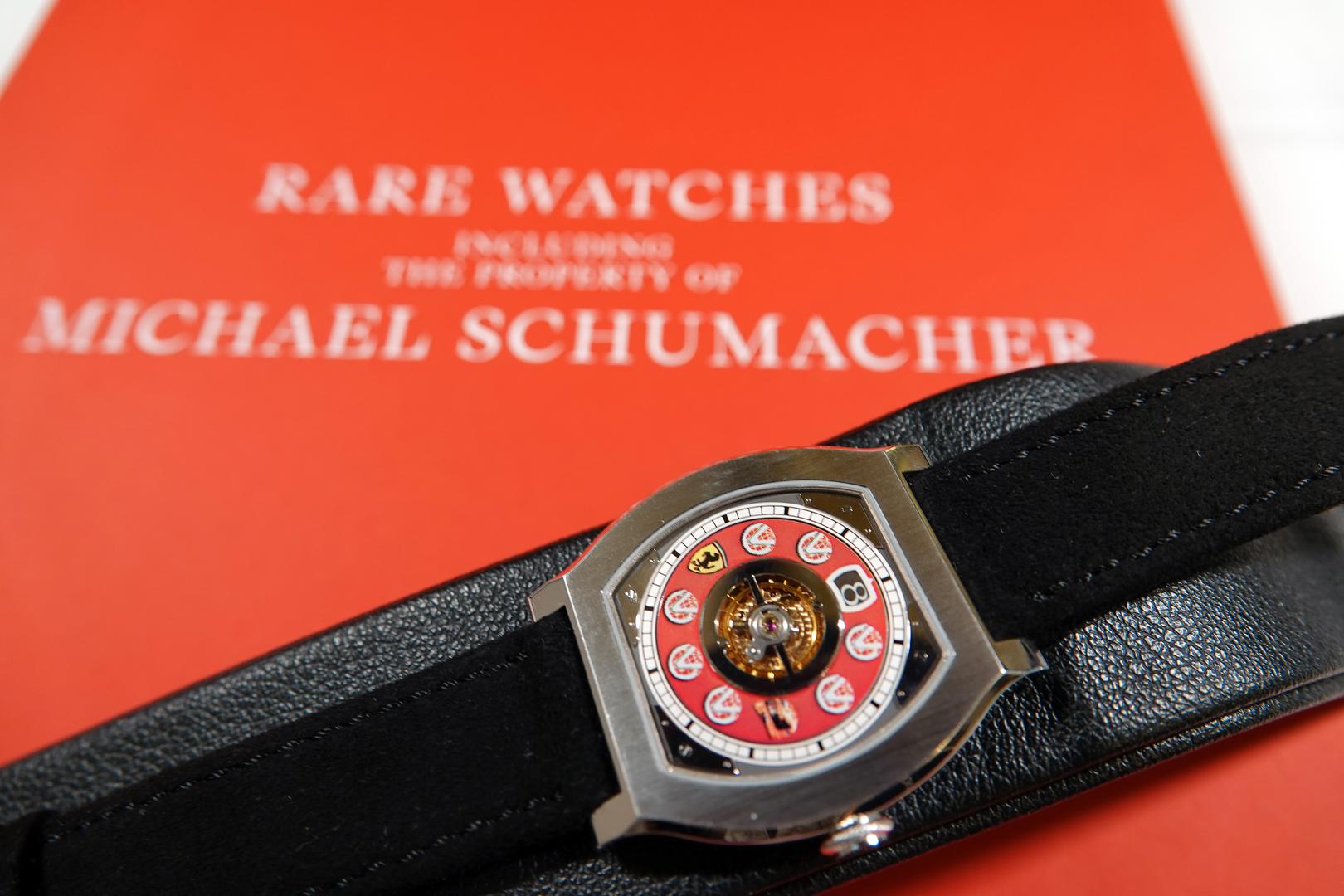 Osam satova, uključujući satove Rolexa, F.P. Journe i Audemars Piguet, na prodaju je stavila obitelj Schumachera, koji nije viđen u javnosti otkako je 2013. zadobio tešku ozljedu glave pri padu dok je skijao izvan označenih staza.

