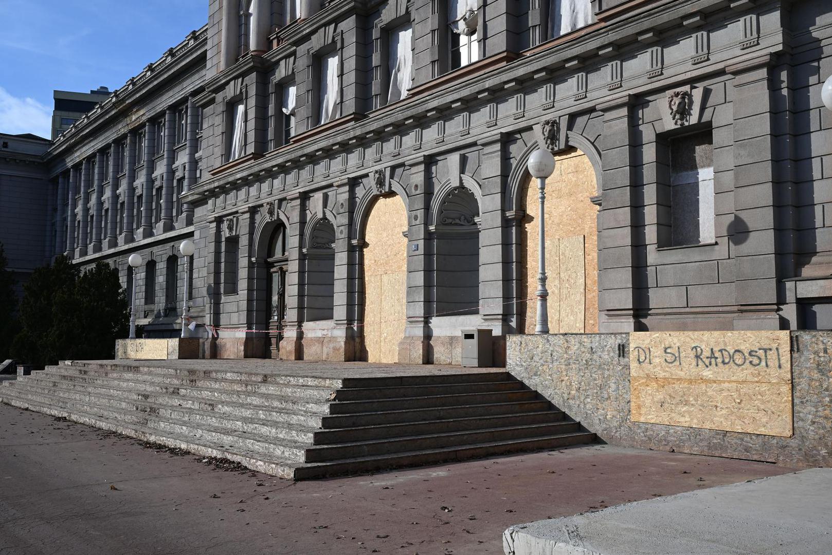 Njihov odnos, kako bi se moglo iščitati iz poruka, bio je mnogo prisniji nego to Turudić priznaje
