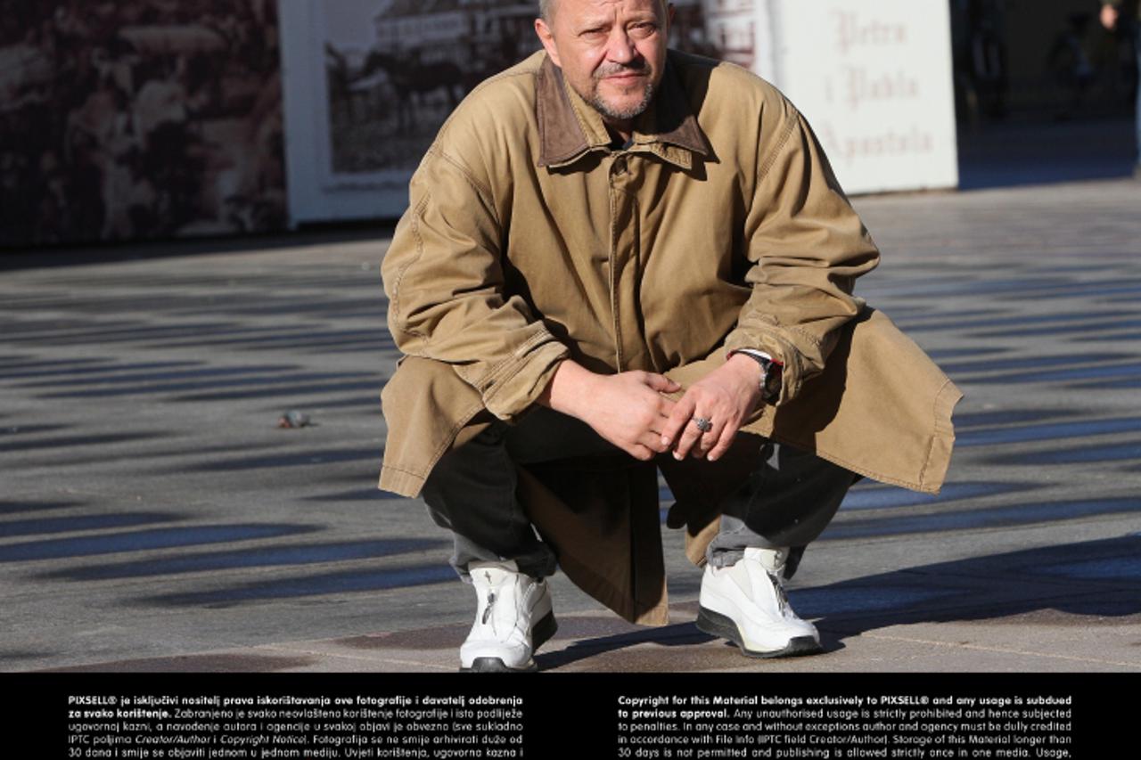 '31.01.2013., Osijek - Redatelj Emir Hadzihafizbegovic u HNK Osijek priprema predstavu Cijena srece.  Photo: Marko Mrkonjic/PIXSELL'