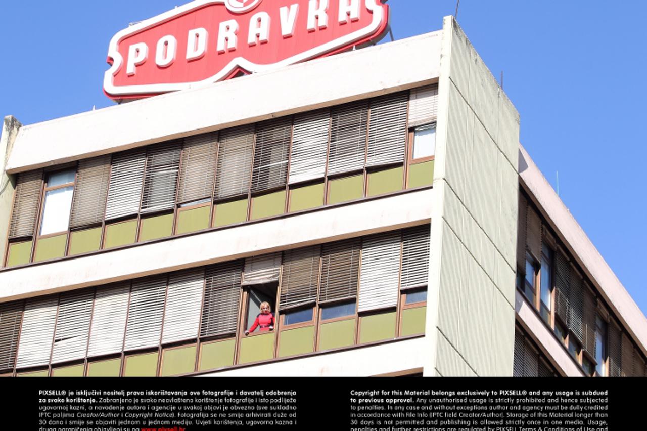 '07.02.2013., Koprivnica - Zastitni znak prehrambene kompanije Podravka zlica ispred upravne zgrade tvrtke u Starcevicevoj ulici. Photo: Marijan Susenj/PIXSELL'