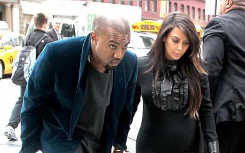 Kim Kardashian with her boyfirend Kanye West 