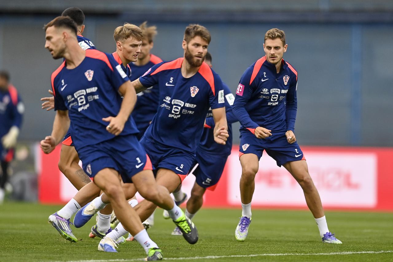 Zagreb: Hrvatski nogometni reprezetativci odradili trening