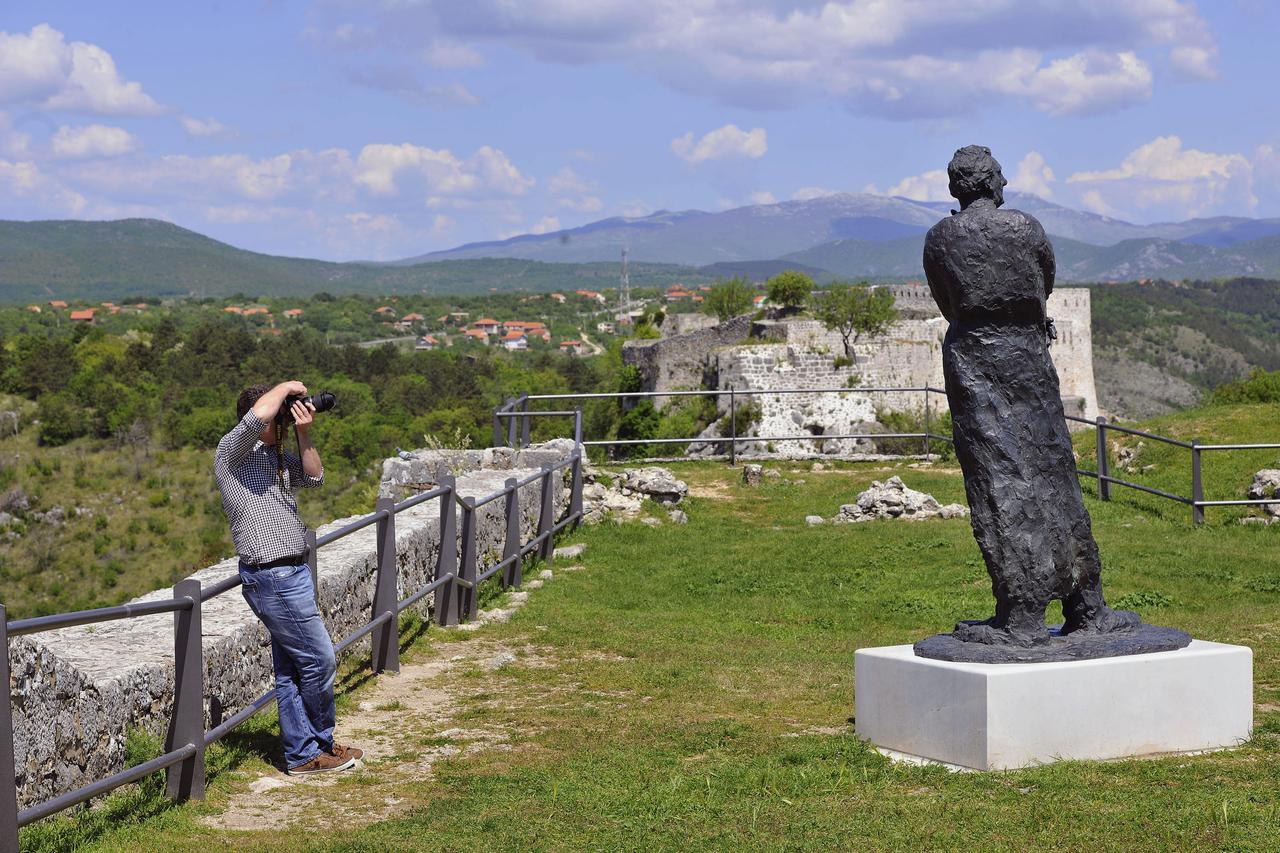 Dani vizualne kulture, Krasnodar Peršun