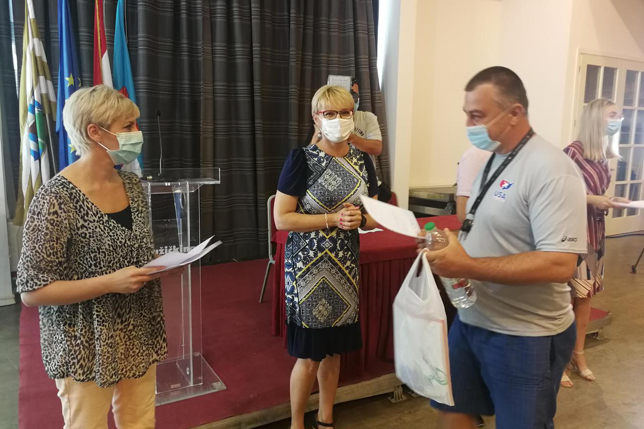 Putem javnih radova u Vukovaru zaposleno 40 osoba
