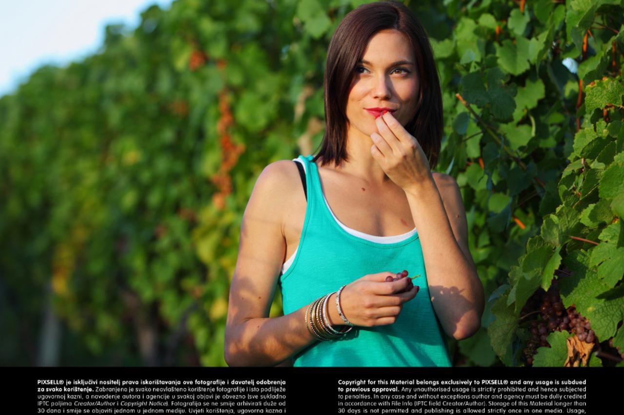 Iskra Jirsak, portal (1)