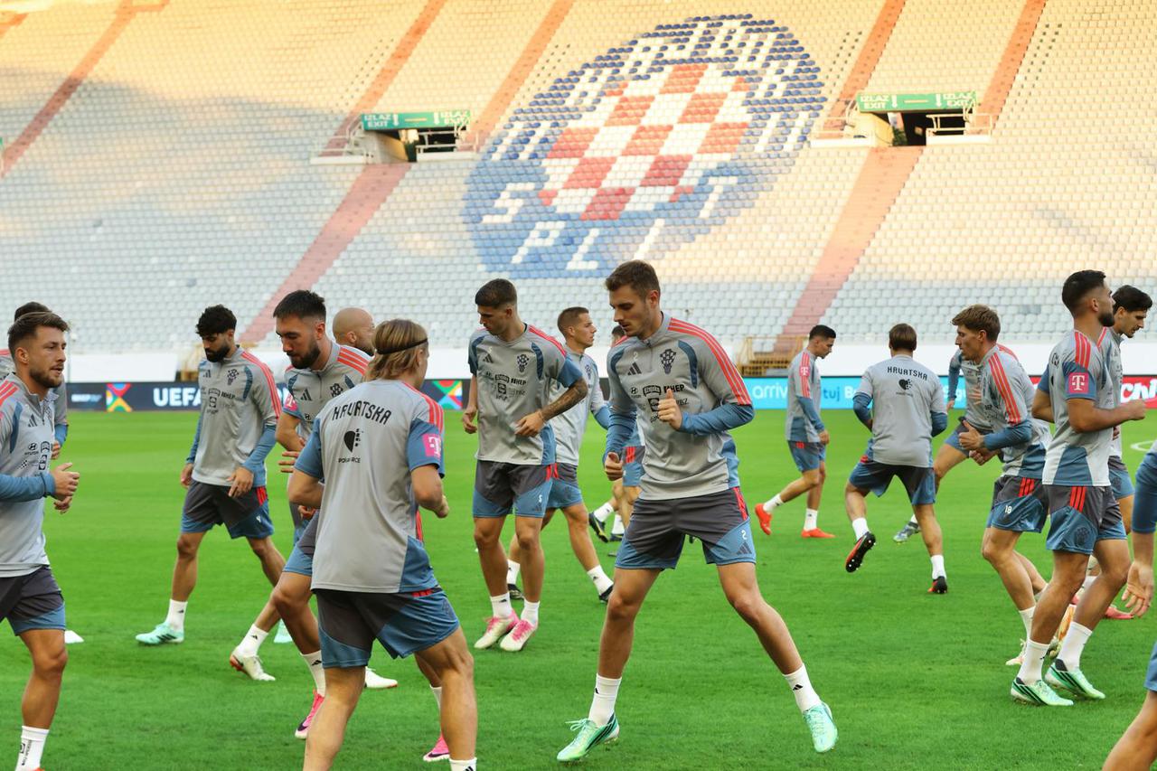 Split: Trening hrvatske nogometne reprezentacije uoči sutrašnje utakmice protiv Španjolske