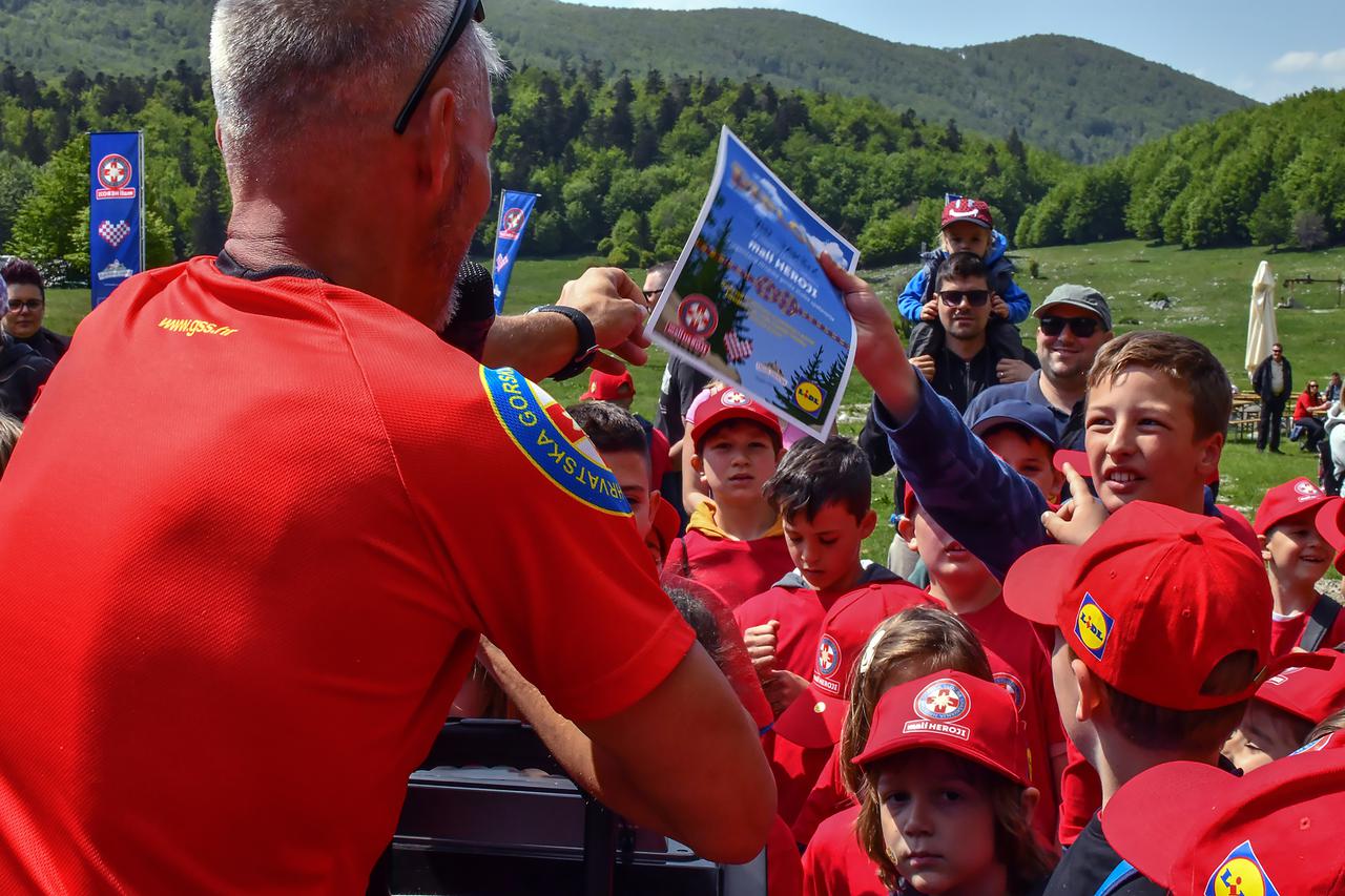 Na Platku održana 6. škola u prirodi Lidla i HGSS-a