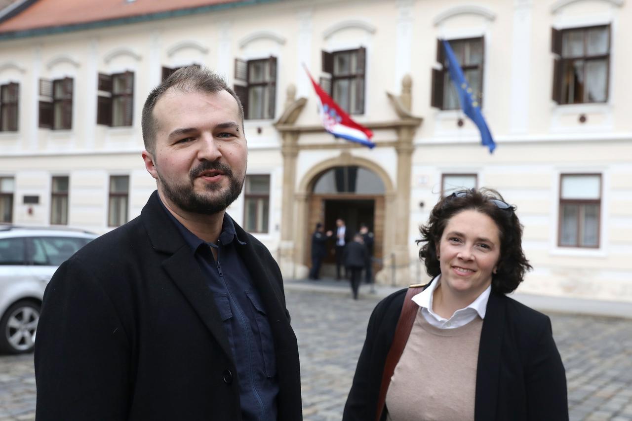 Zagreb: Konferencija za medije udruge Dugine obitelji