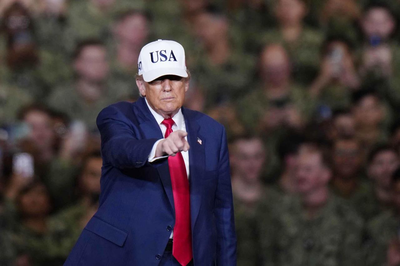 U.S. President Trump at Yokosuka base