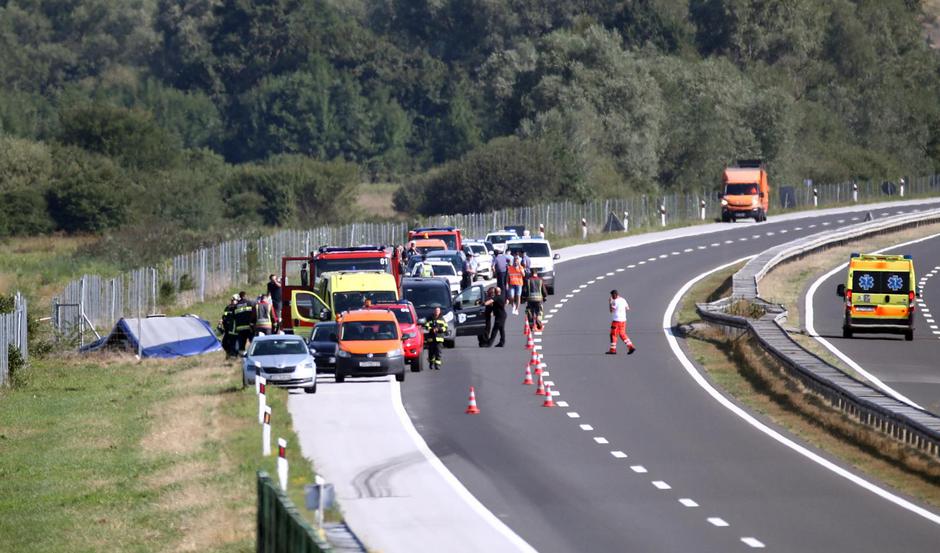 Teška nesreća na A4: Sletio autobus, više poginulih, veći broj teško ozlijeđenih