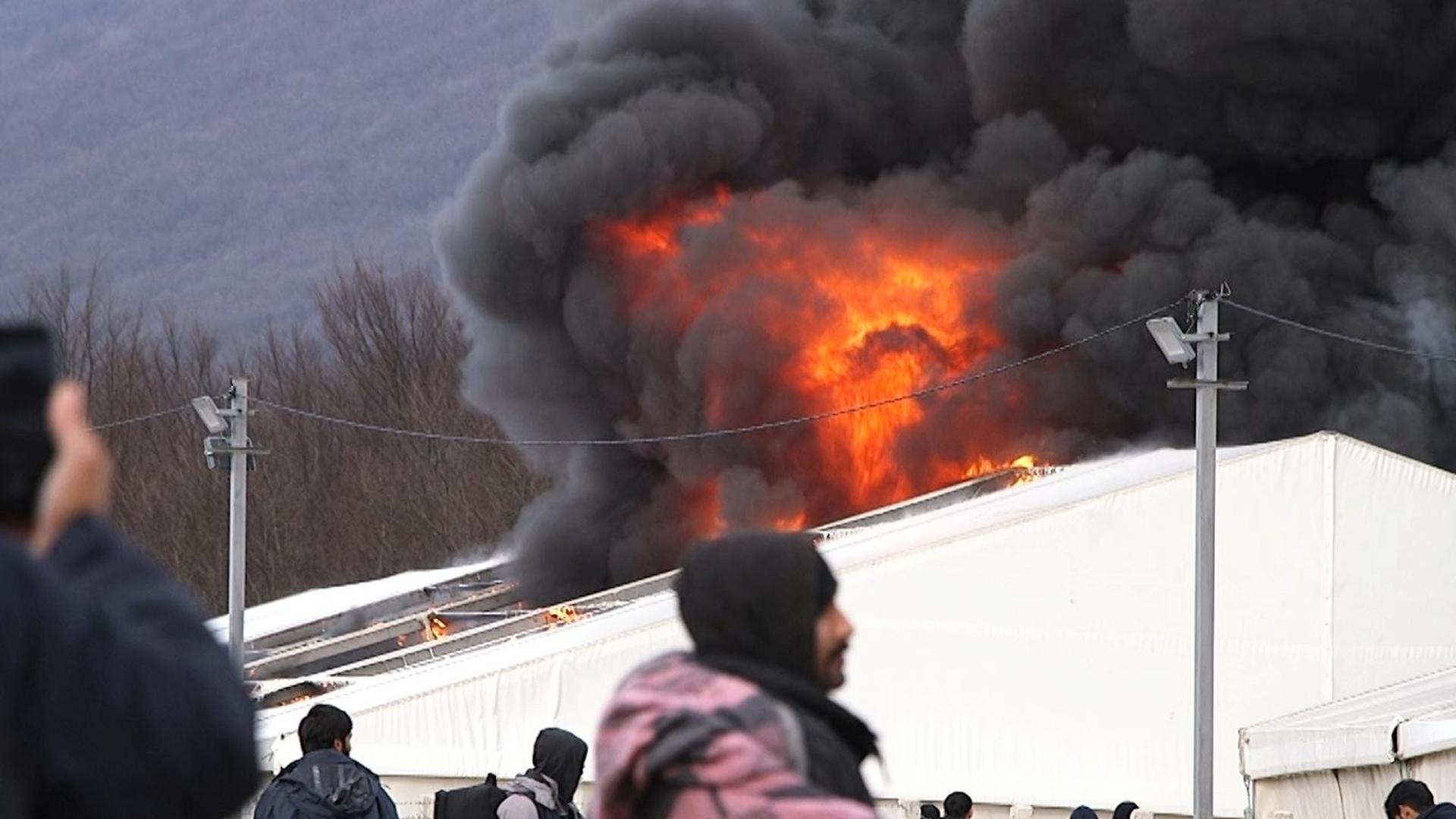 Migrant camp "Lipa" is seen under fire in Bihac, Bosnia and Herzegovina Migrant camp "Lipa" is seen under fire in Bihac, Bosnia and Herzegovina December 23, 2020. REUTERS/Dzemal Catic STRINGER