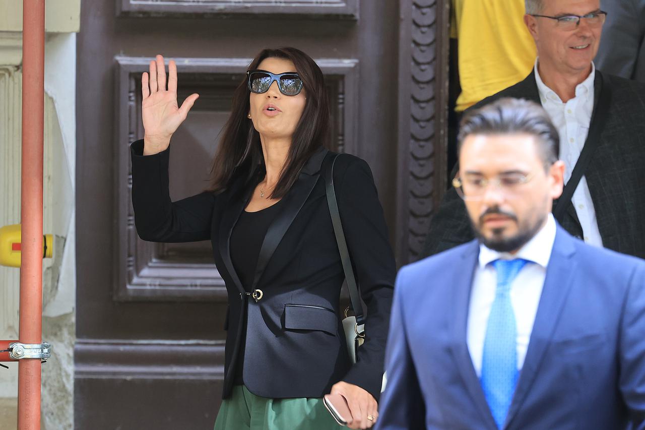Zagreb: Nasmijana Josipa Čulina (Rimac) dolazi na Županijski sud