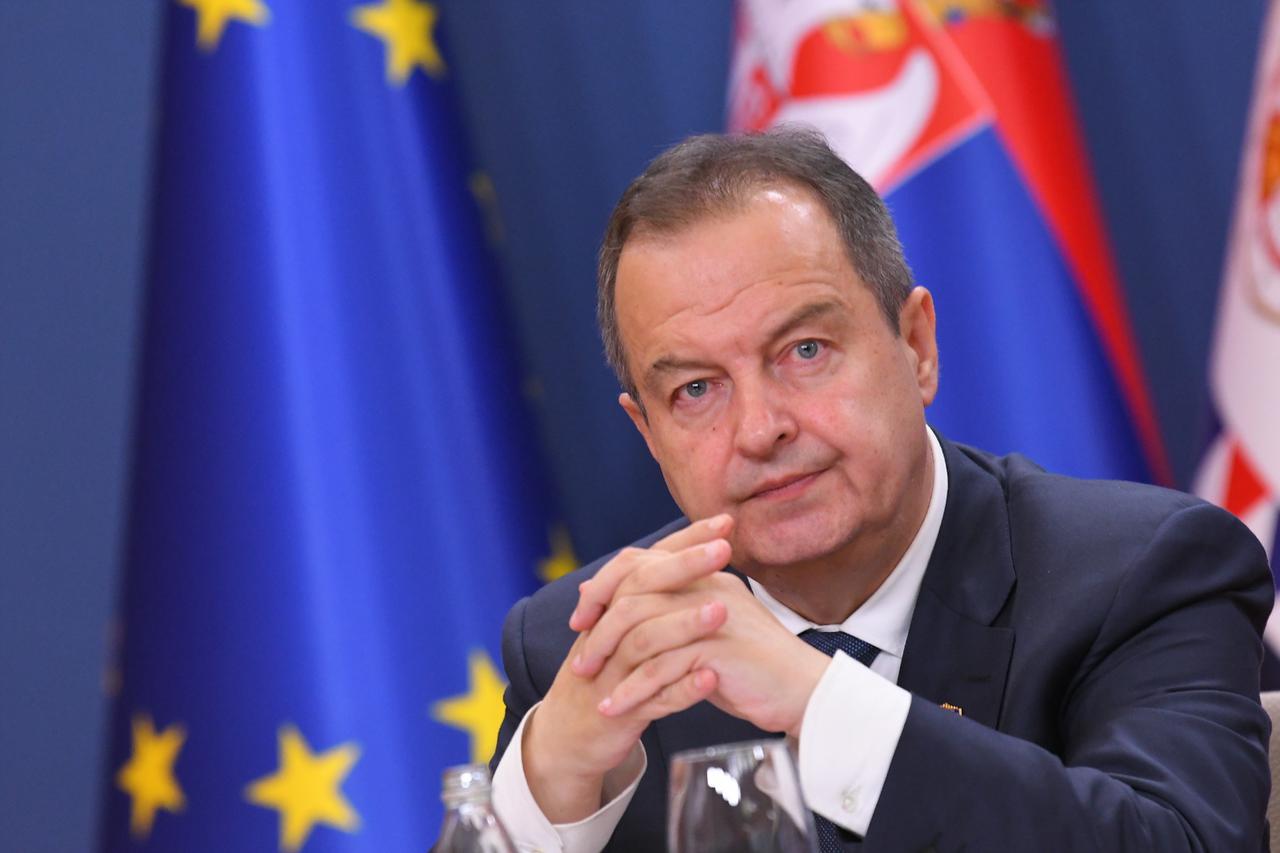 Beograd: Predsjednik Vučić obratio se građanima nakon masovnih prosvjeda protiv rudarenja litija