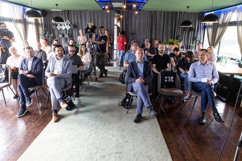 Najavljeno je otvorenje ureda tvrtke IBM iX Hrvatska u Osijeku