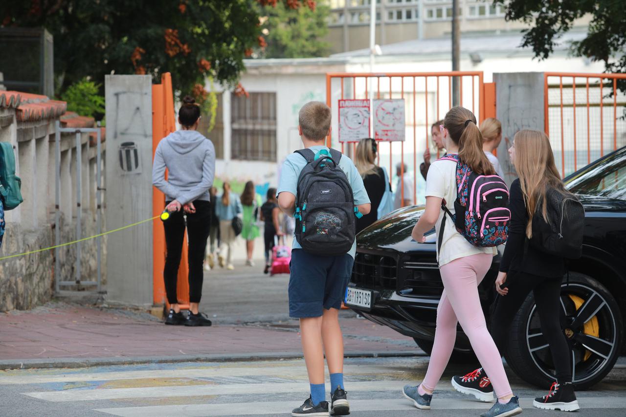 Prvi dan škole u Beogradu