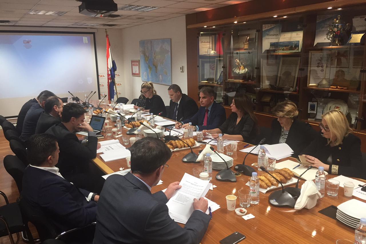 Usvojeno novo organizacijsko ustrojstvo Hrvatske turističke zajednice