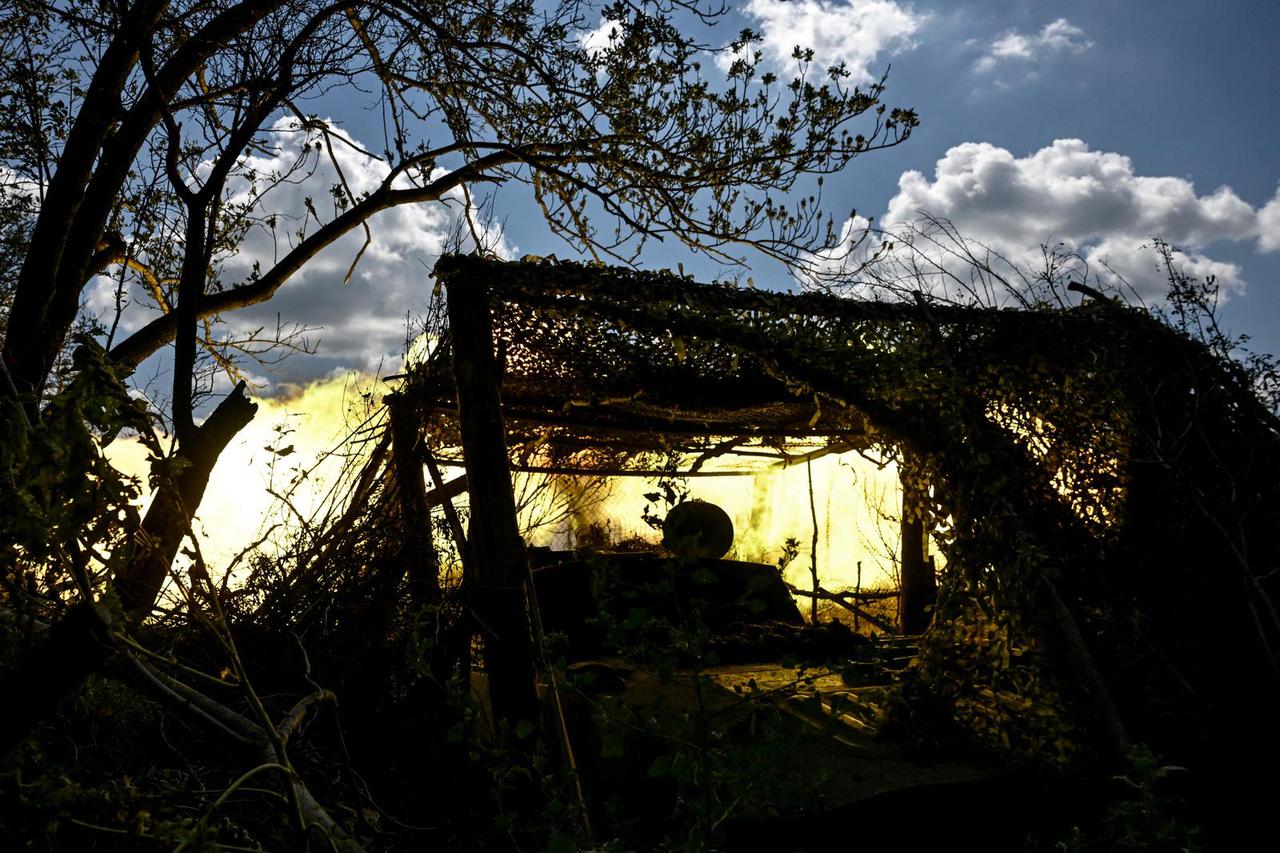 Artillery Unit on Combat Mission in Pokrovsk Sector - Ukraine
