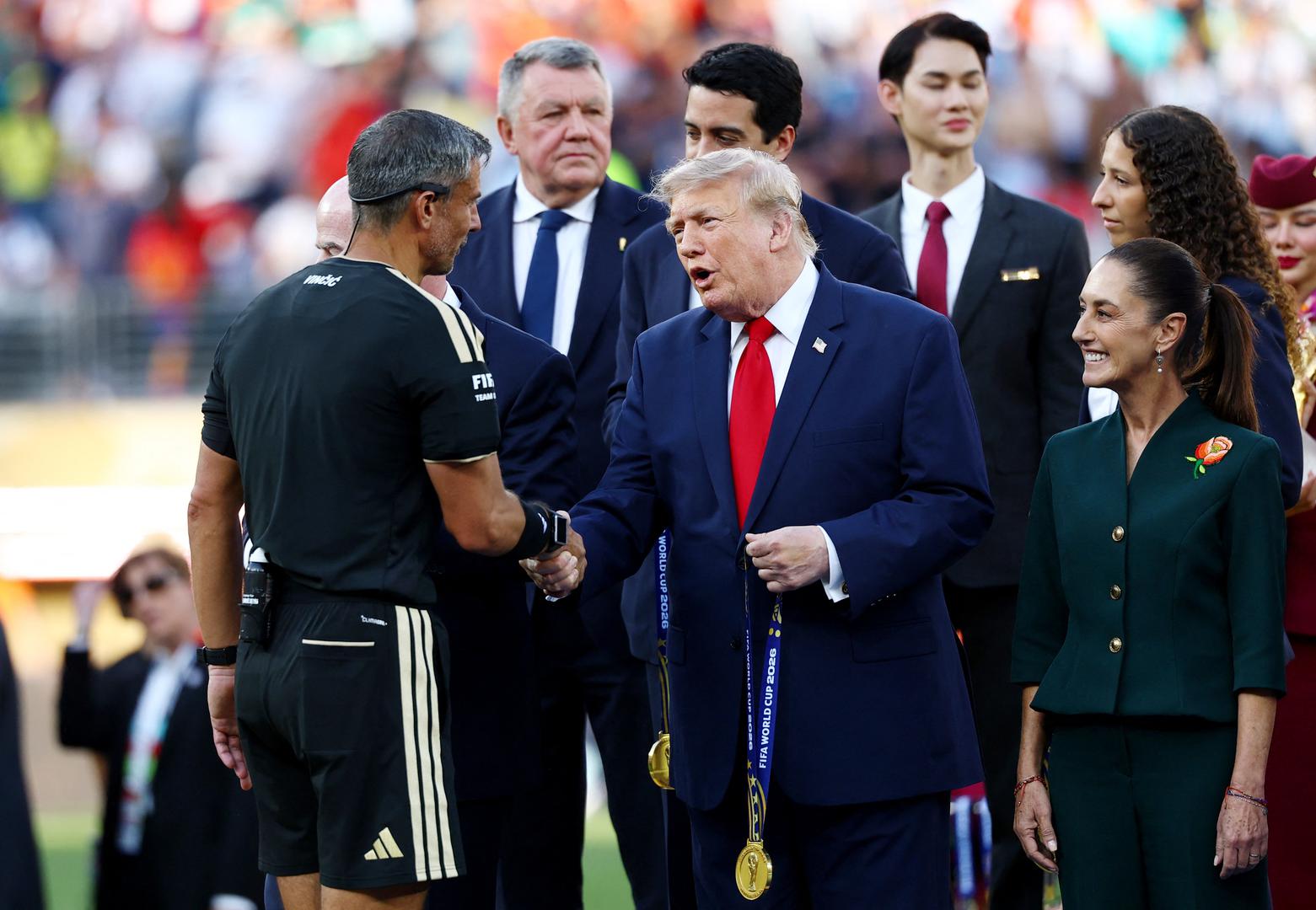 Ponovno je pažnju na ceremonijalnom slavlju, kao i na finalu Svjetskog klupskog prvenstva prošlog ljeta, pokušao oteti američki predsjednik Donald Trump.