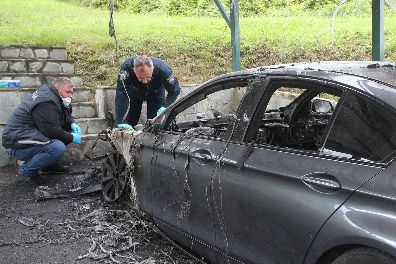 Zagreb: Tijekom noći izgorio BMW