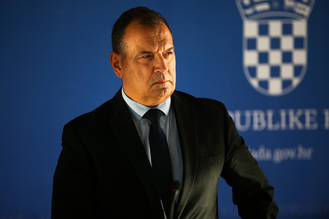 Zagreb: Ministar Beroš dao je izjavu o analizi tekućine u slučaju s trovanjem