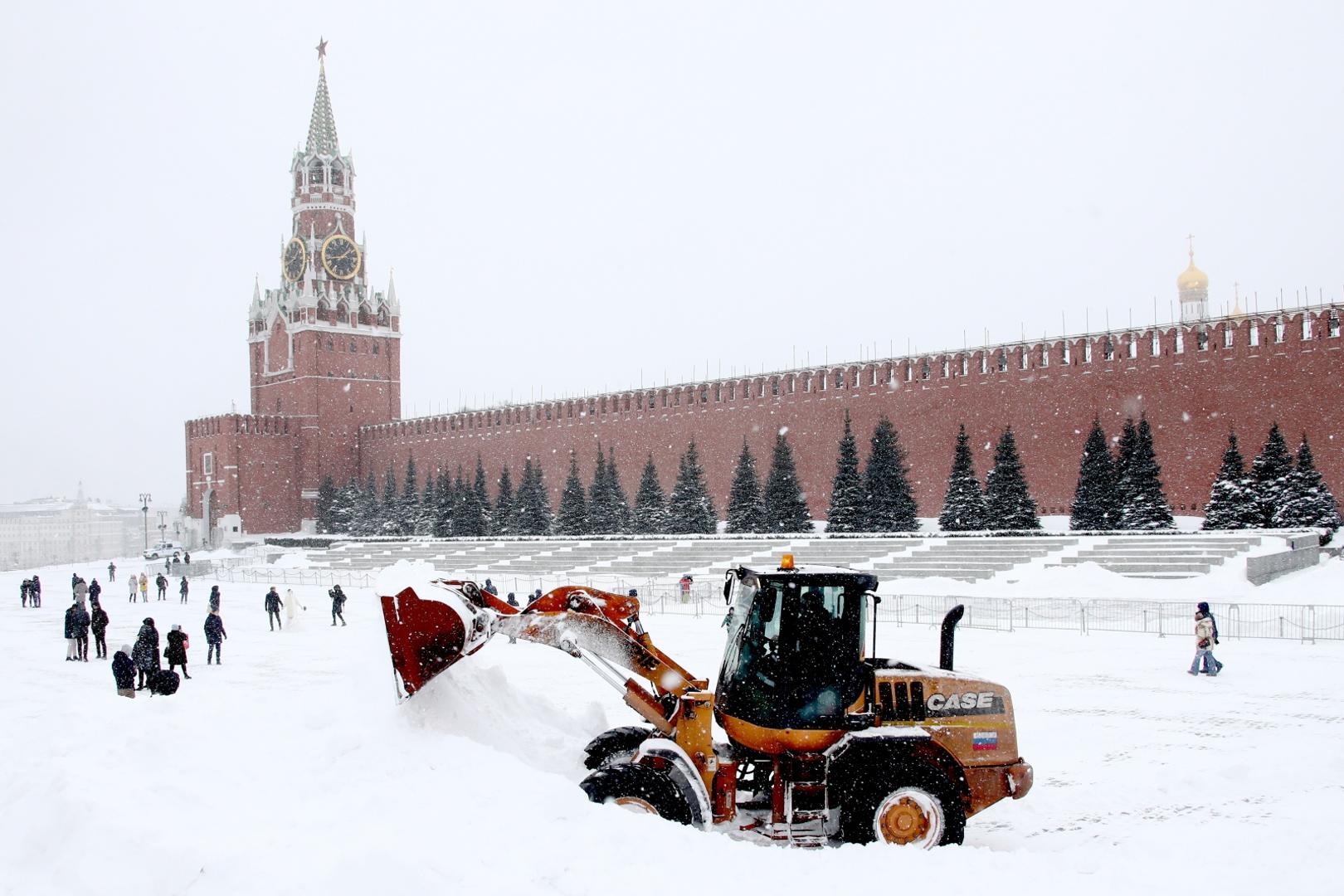 MOSCOW, RUSSIA - FEBRUARY 13, 2021: A snow plow clears Moscow's Red Square of snow during a snowfall. Valery Sharifulin/TASS
 Photo via Newscom Newscom/PIXSELL