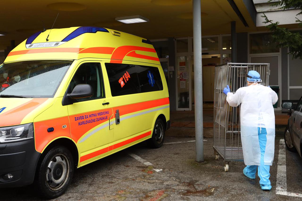 Na covid odjelu u Općoj bolnici Karlovac trenutno se liječi 50-tak covid pozitivnih osoba