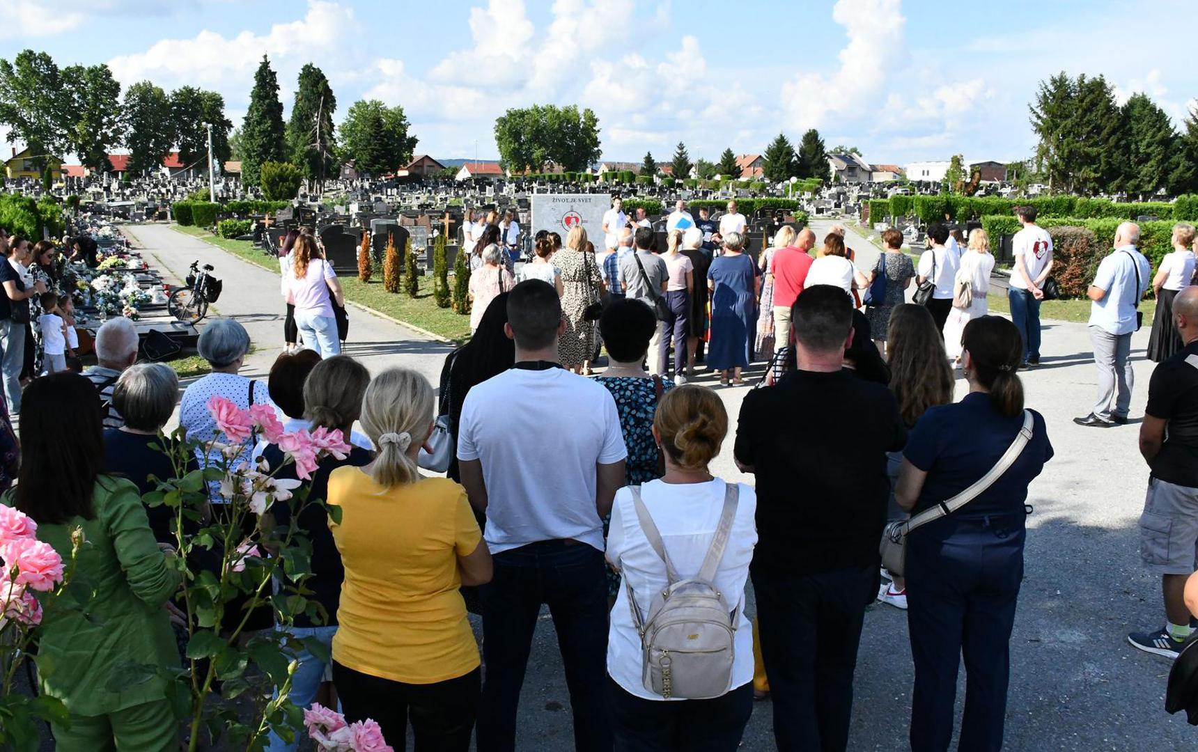 27.06.2024., Slavonski Brod - Blagoslov grobnice za nerodjenu djecu Udruge Betlehem Slavonski Brod na Gradskom groblju u Slavonskom Brodu. Photo: Ivica Galovic/PIXSELL