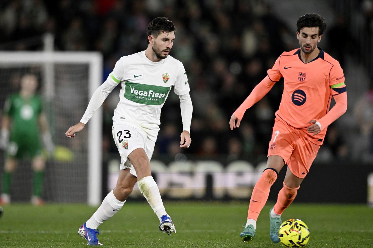 LaLiga - Elche v FC Barcelona