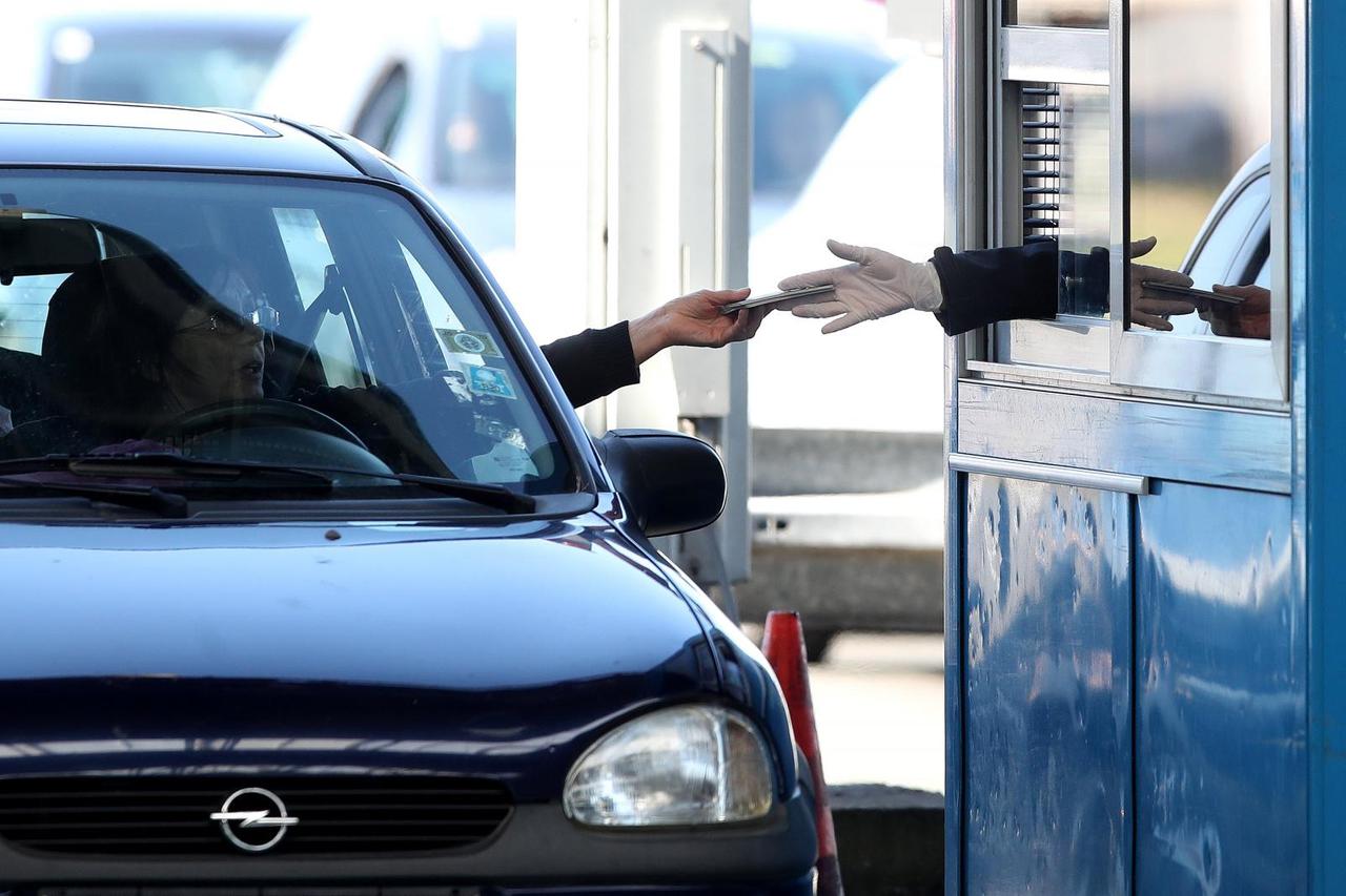 Pojačana kontrola na graničnom prijelazu Bregana zbog koronavirusa