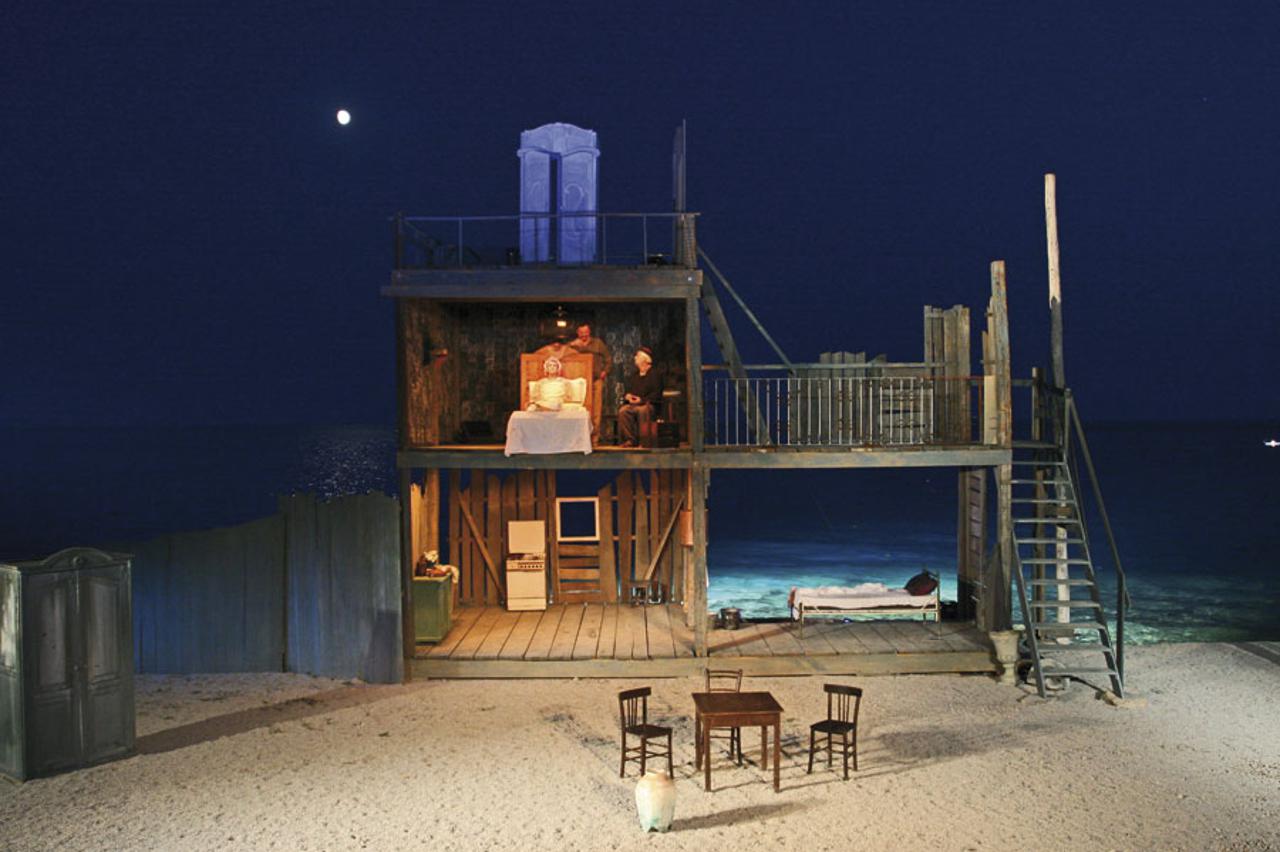 mirisi zlatko i tamjan rijeka