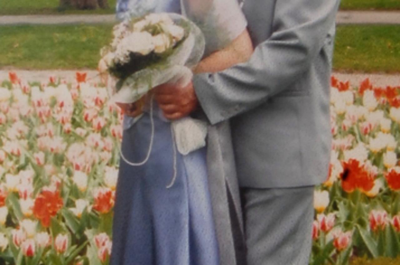 '15.06.2012., Bjelovar, Kasljavac - Dvostruko ubojstvo u Kasljavcu (Opcina Sandrovac, 20-ak km od Bjelovara), ubio prvo zenu pa sebe. Milan Viladzija (39) sinoc iza 19 sati nakon obiteljske svadje noz