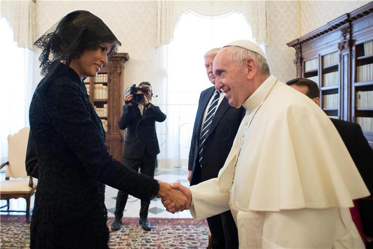 Melania Trump i papa Franjo